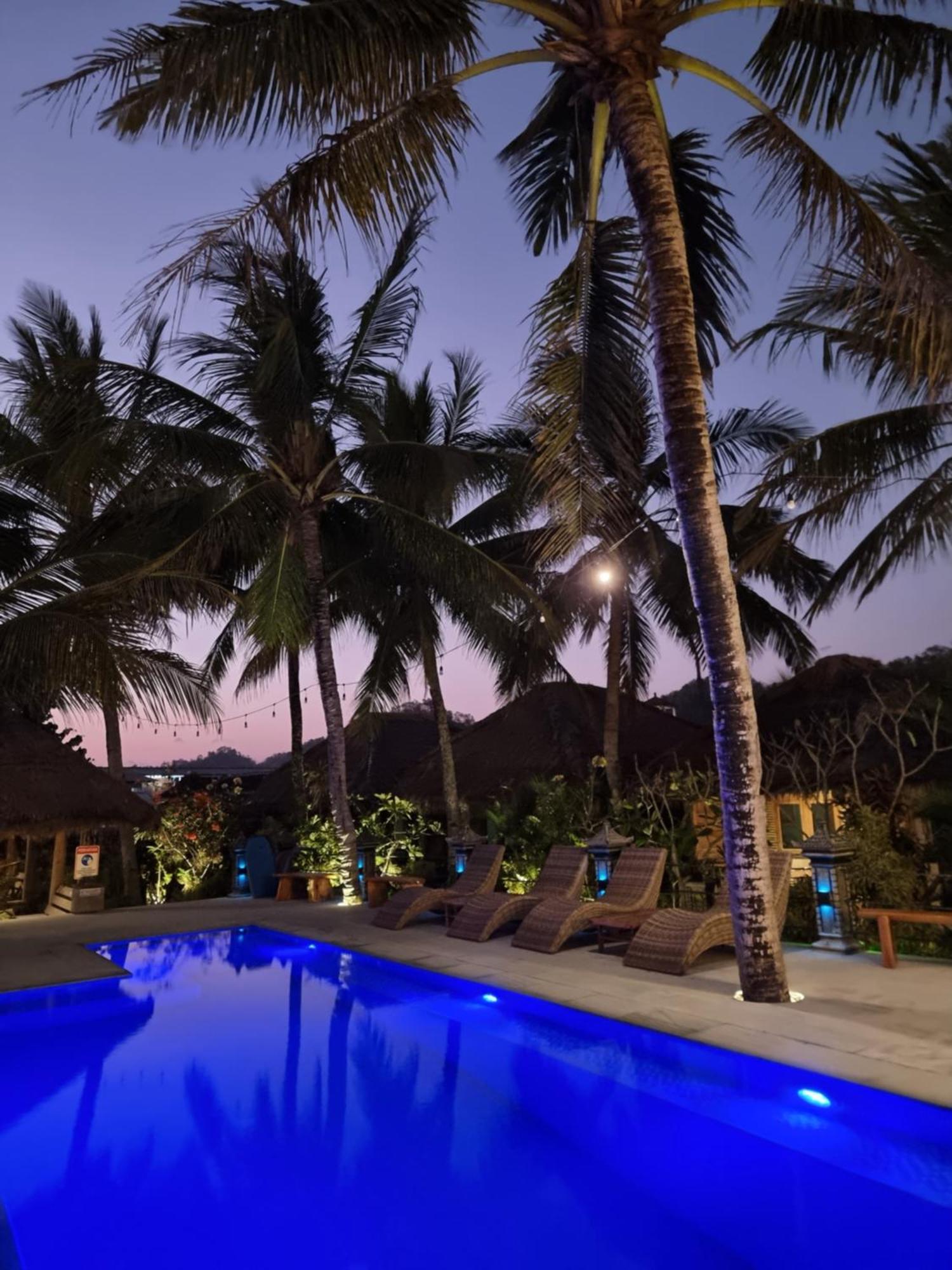 Istana Ombak Eco Resort Pacitan Exterior photo